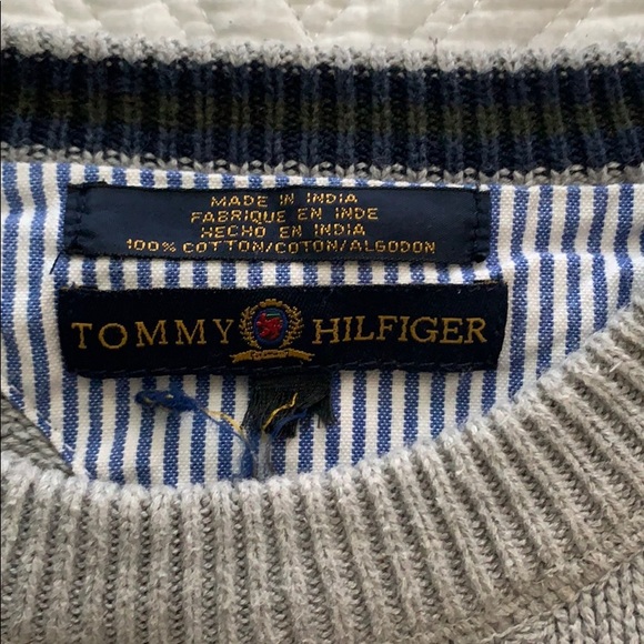 Tommy Hilfiger sweater - Picture 2 of 3